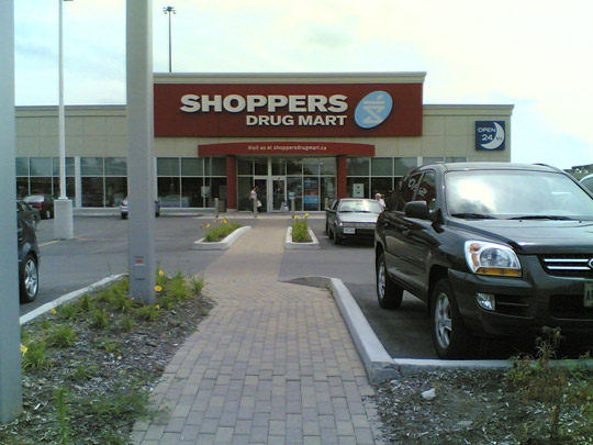 shoppers01.jpg